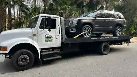 Oviedo FL Tow Truck